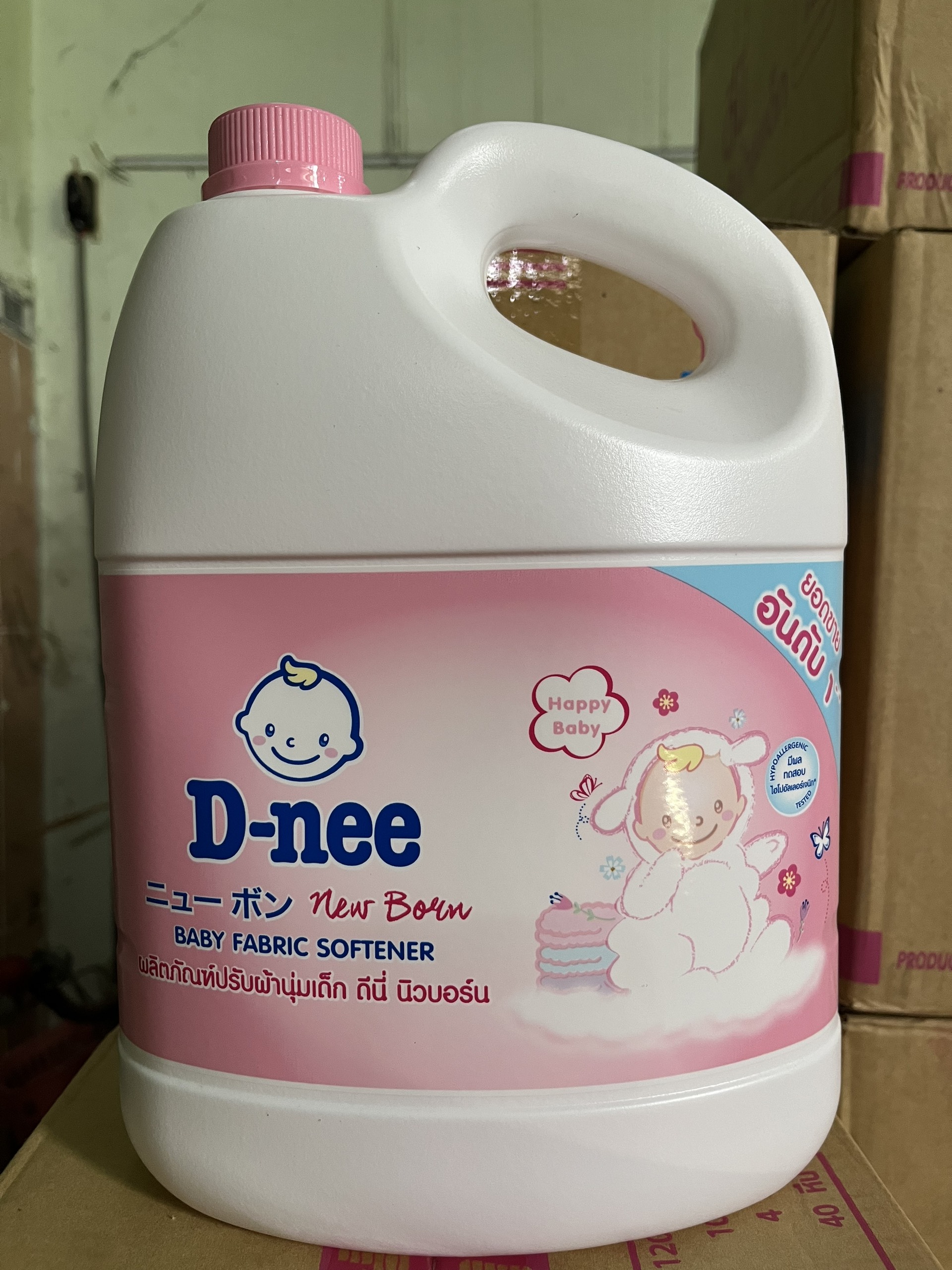 Nước giặt xã dnee can 3000 ml màu hồng - thái lan