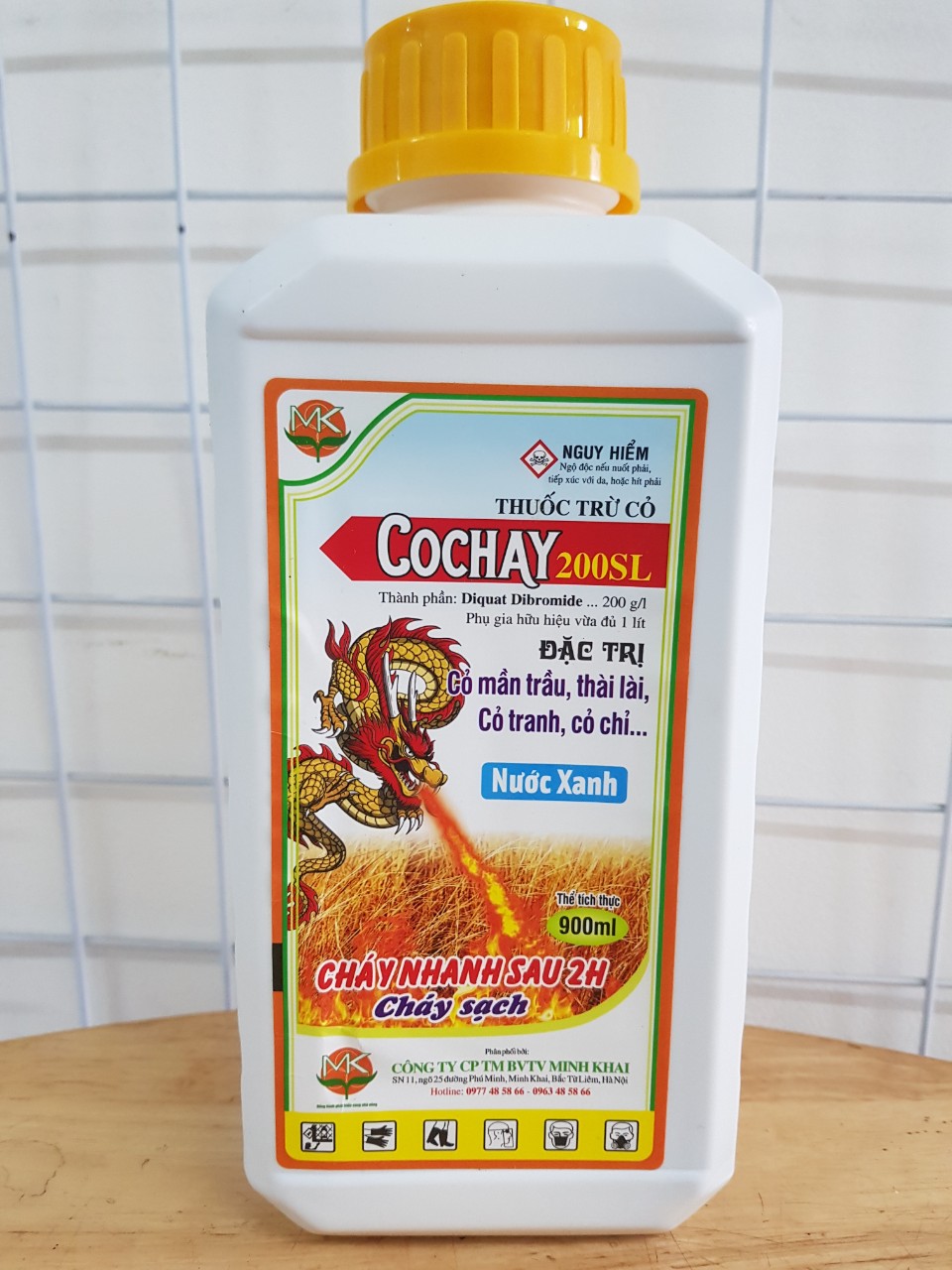 Thuốc xịt cỏ, thuốc trừ cỏ cháy; thuốc trừ cỏ cháy nhanh; cỏ chỉ; cỏ mần trầu; cỏ lồng vực; cỏ tranh; cây mắc cỡ;