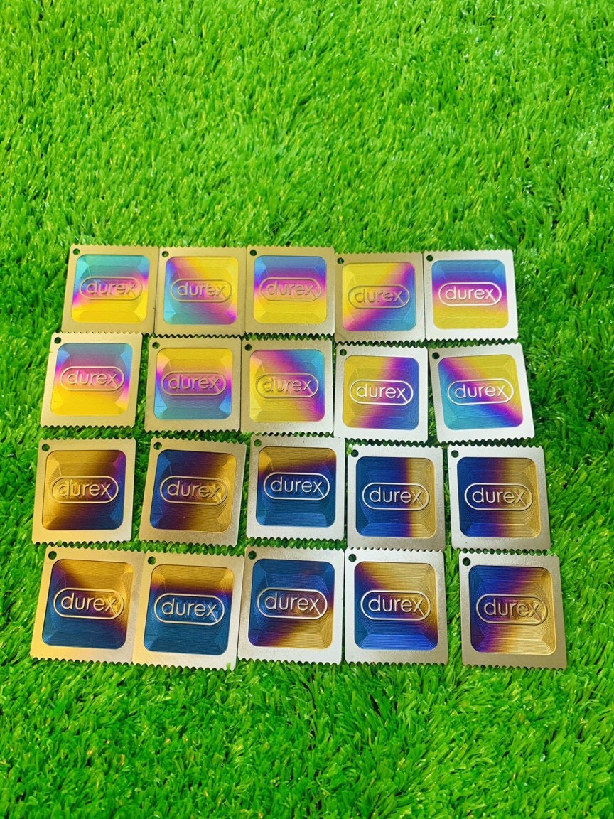 Tem Dán Chữ Durex Titanium Nhiều Vị Trí Trên Xe Có Keo Dán 3M