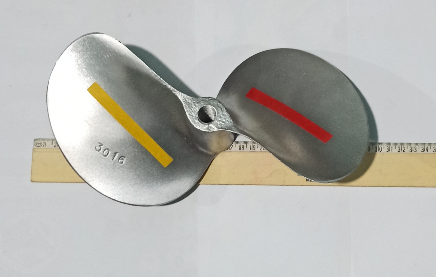 Chân Vịt Thái 30 (Cánh Quạt) 2 Cánh chạy xuồng, ghe ren 16mm