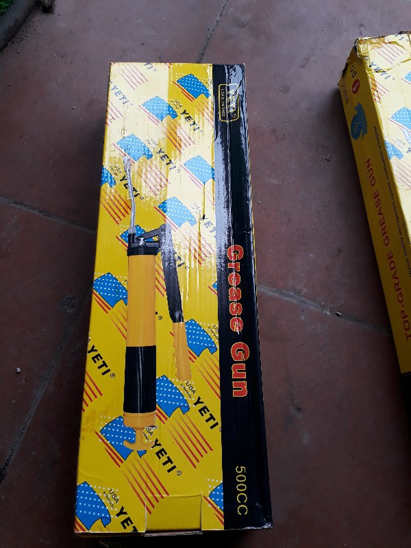 Bơm mỡ 500cc