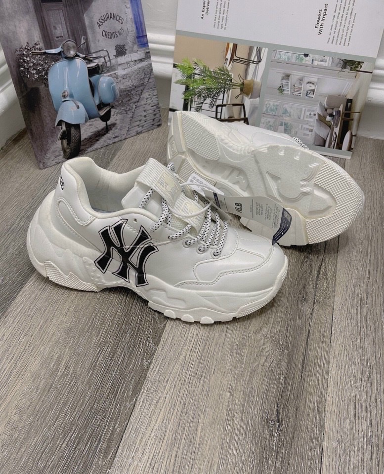 [SALE SỐC 3 ngày TẶNG HỘP]+TẤT Giày MLB hàng quốc Trắng chữ Ny đậm