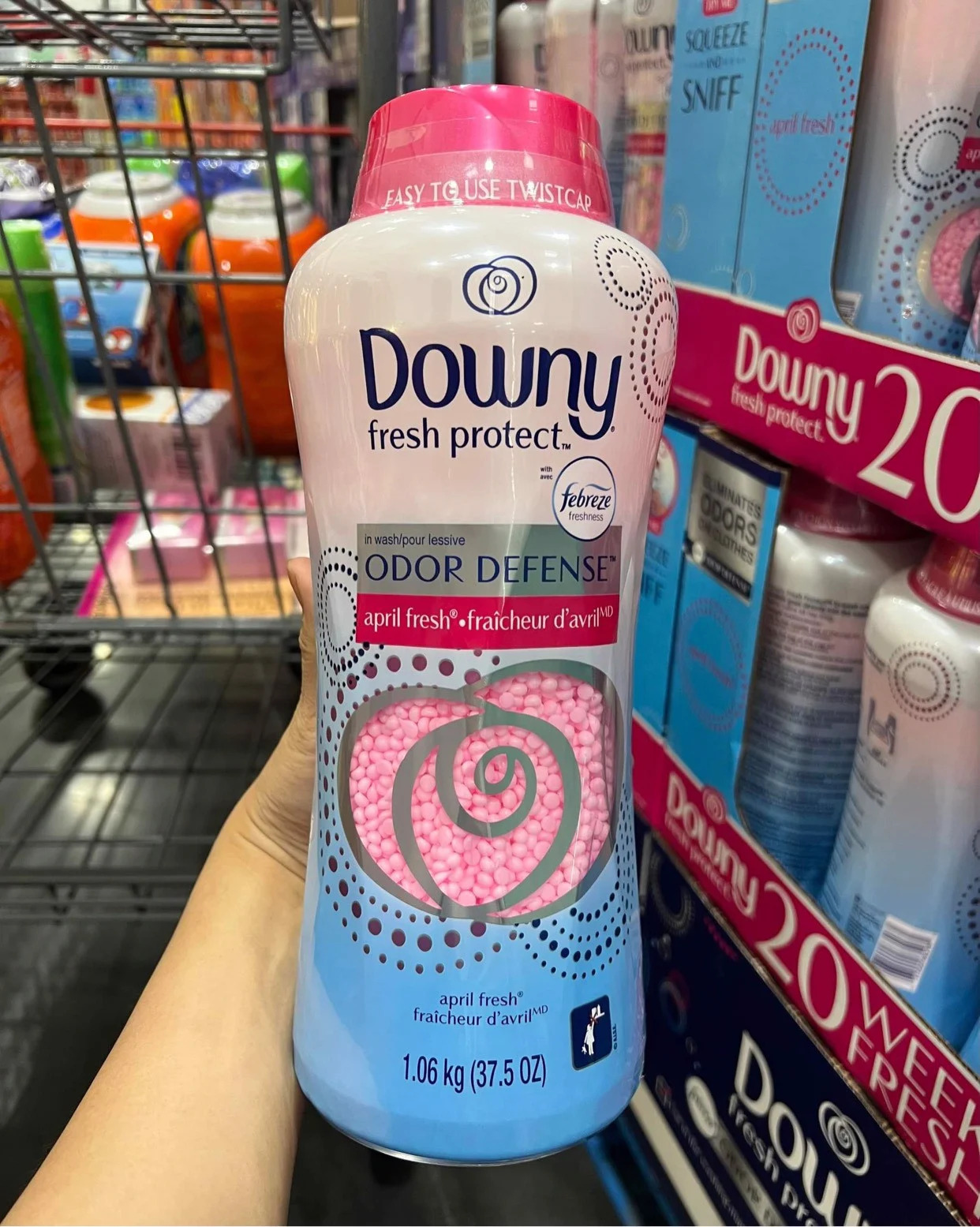 Viên xả thơm quần áo downy của mỹ - 1,06kg
