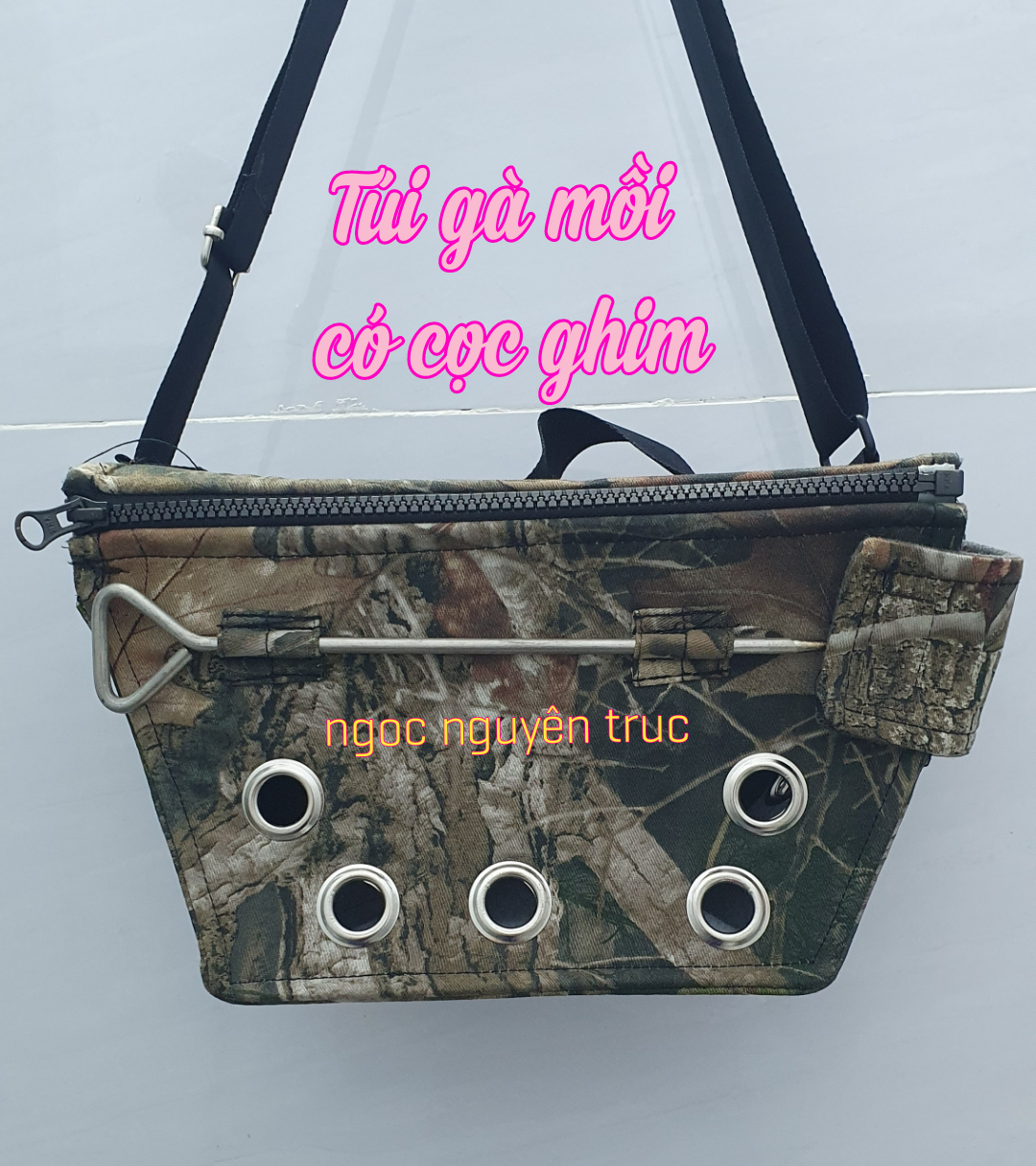 Túi gà mồi kèm cọc ghim