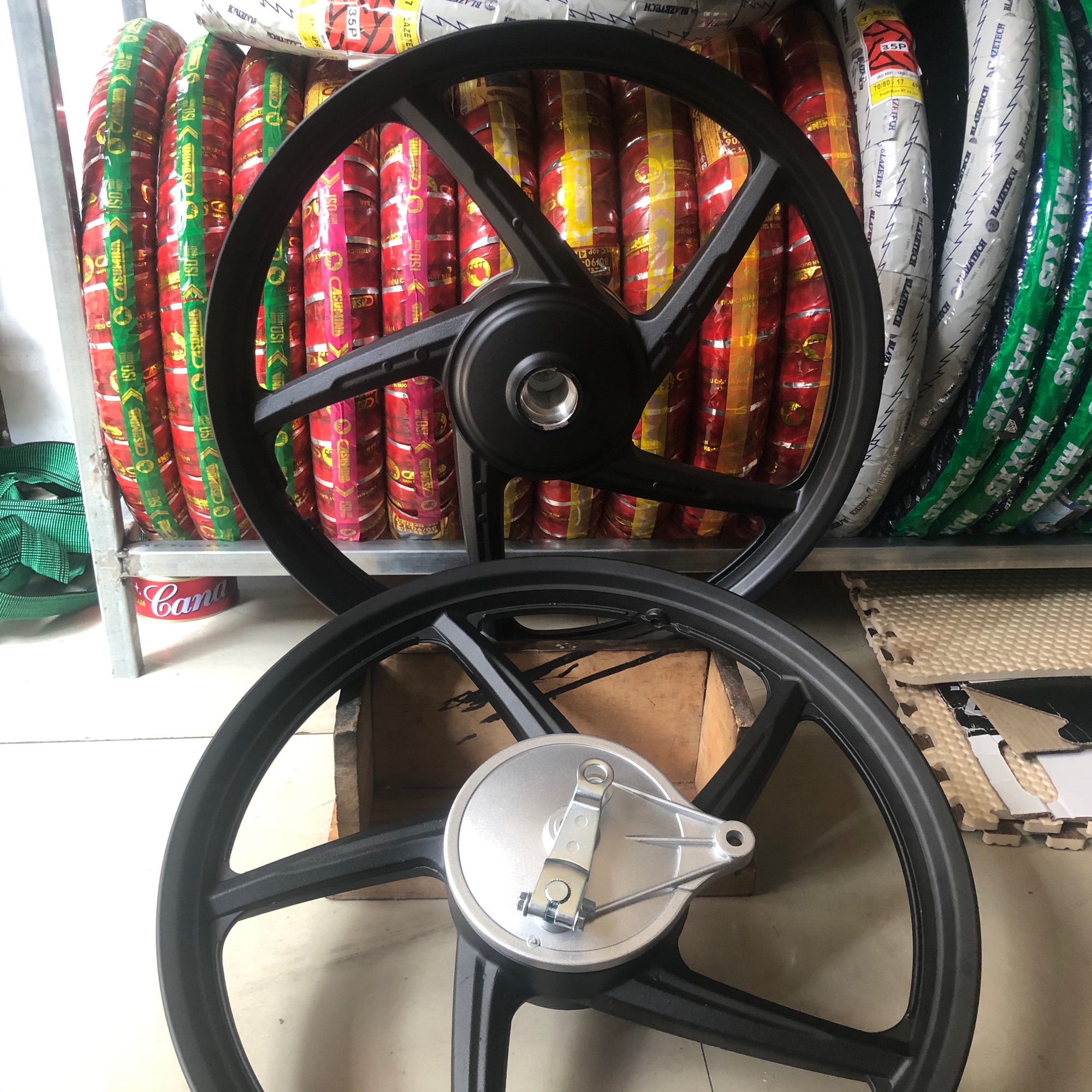 [HCM]Bánh mâm 5 cây RS lớn kèm 2 đùm trước sau dành cho dòng xe waverim