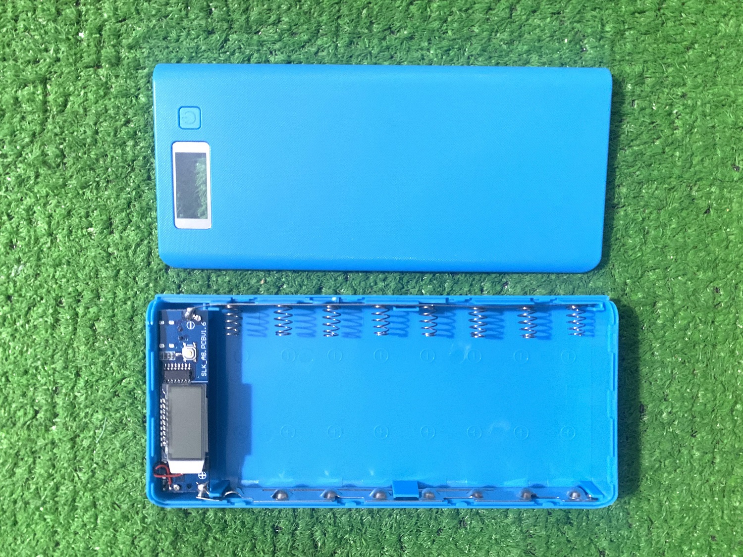 [HCM]Box sạc dự phòng 8 khe pin dùng pin 18650 Model A8 USB type C USB micro Box sạc dự phòng 8 cell LCD mạch sạc dự phòng mạch sạc pin 18650 khung 8 pin sạc dự phòng