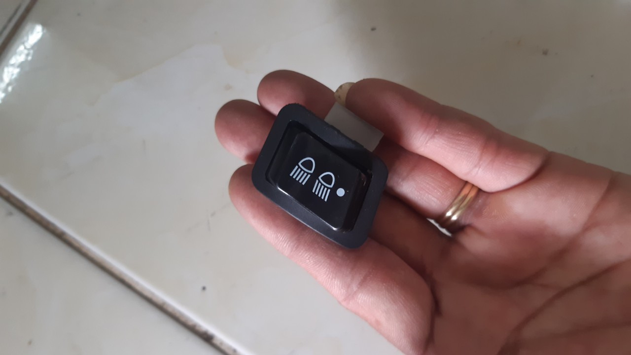 Công tắc 3 chế độ