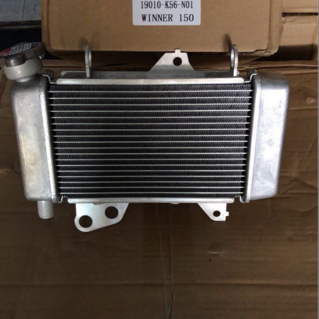 Két nước làm mát lớn Zin gắn winer , Sonic Các đời
