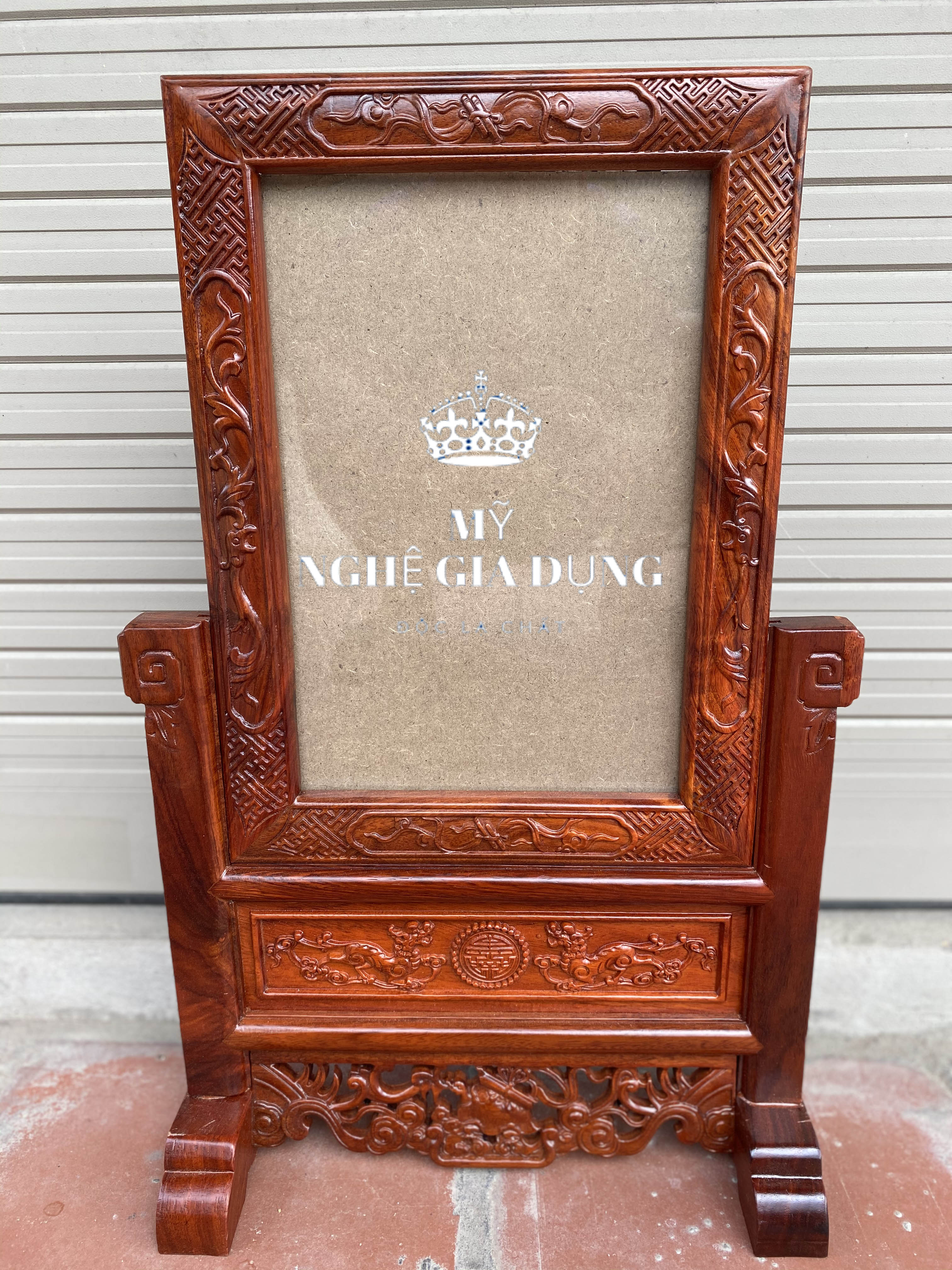 Khung ảnh thờ gấm hoa lá tây,Khung hình quy ly gỗ hương cỡ ảnh 21x31