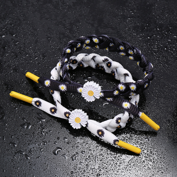 Vòng Đeo Tay Phong Cách RAS Hoa Cúc GD [FULL BOX]