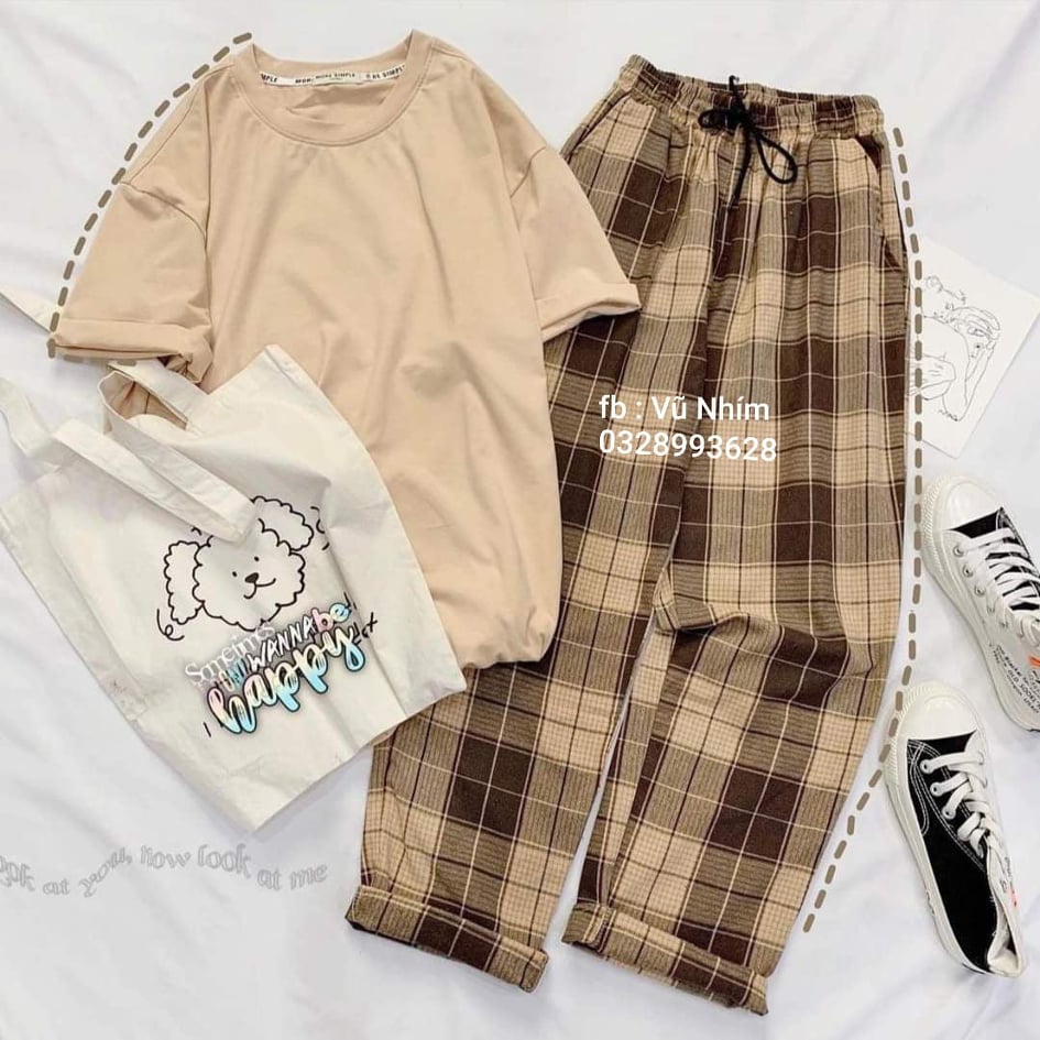 Set áo thun trơn kết hợp quần sọc caro (trọng lượng từ 40kg đến 60kg )