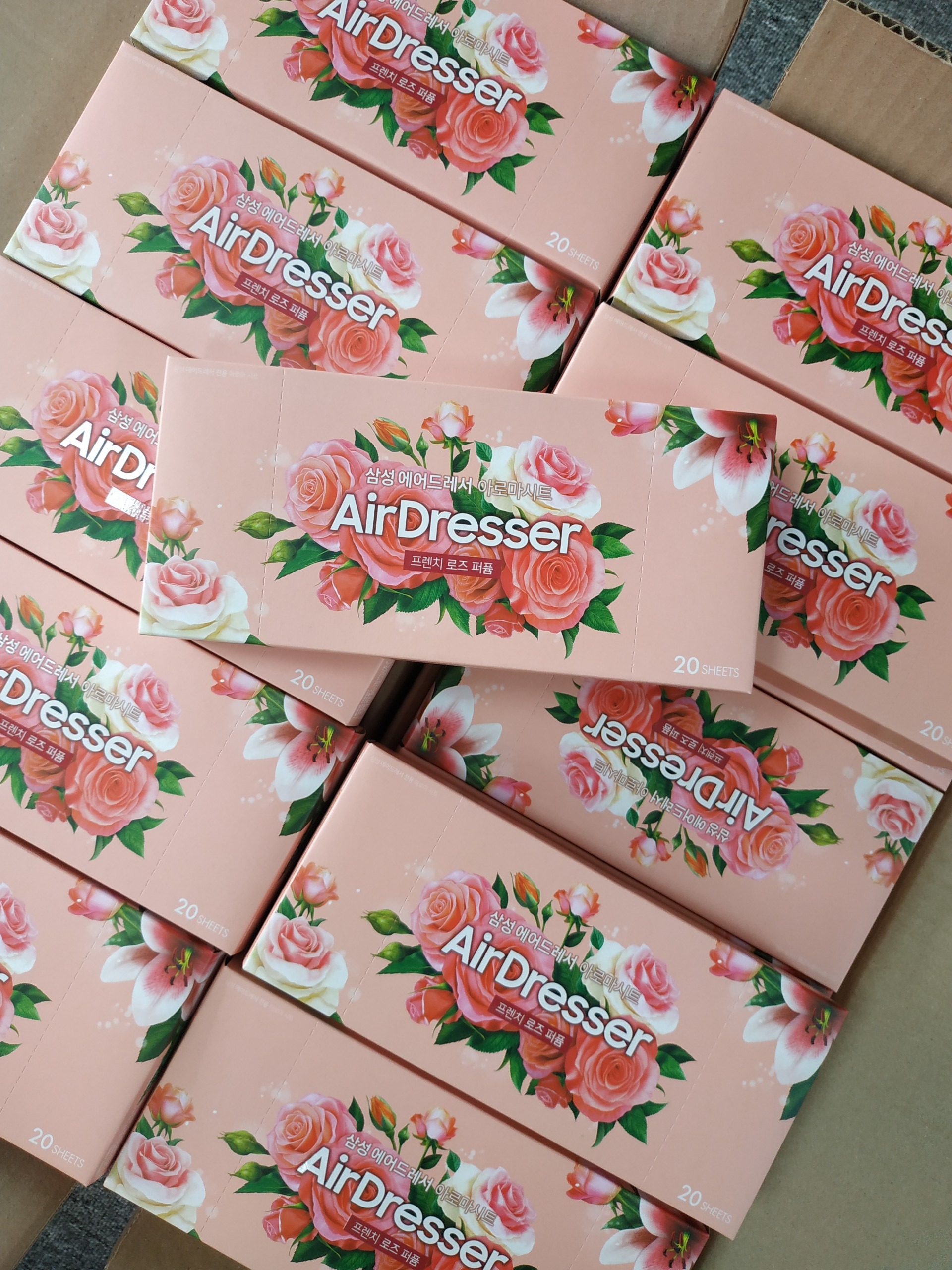 Giấy thơm quần áo Aroma sheet hương hoa hồng Pháp dùng cho tủ giặt khô LG styler và Samsung airdresser