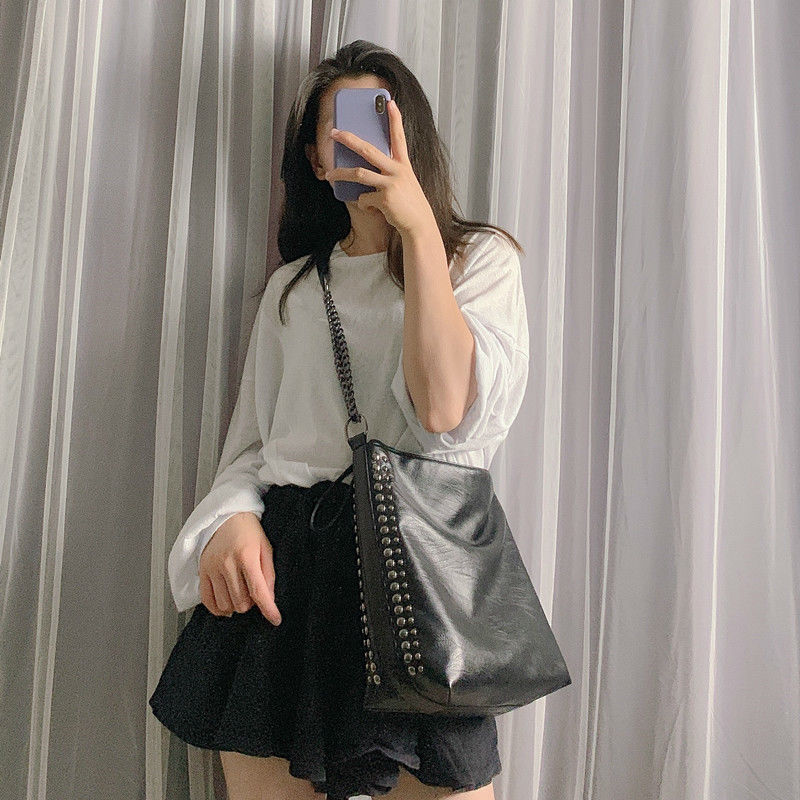 Túi tote da mềm đi học đi chơi nạm đinh xinh xắn pk 195