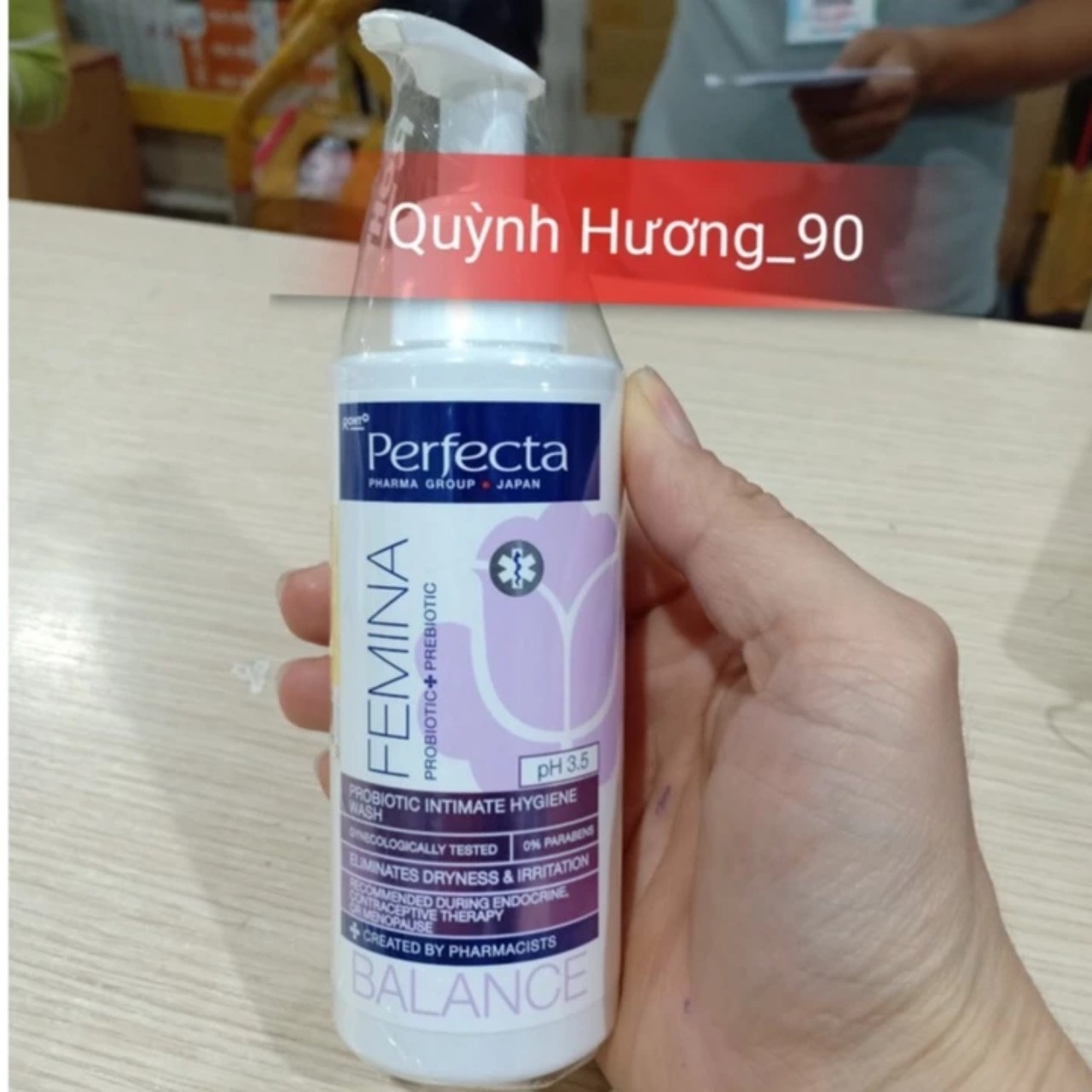 Dung dịch vệ sinh cao cấp femina balance 150ml hương thơm nhẹ nhàng,cuốn hút