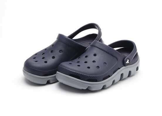 Dép sục nhựa bít mũi Duet Sport - siêu chống thấm nước, bề mặt thoáng khí, êm chân