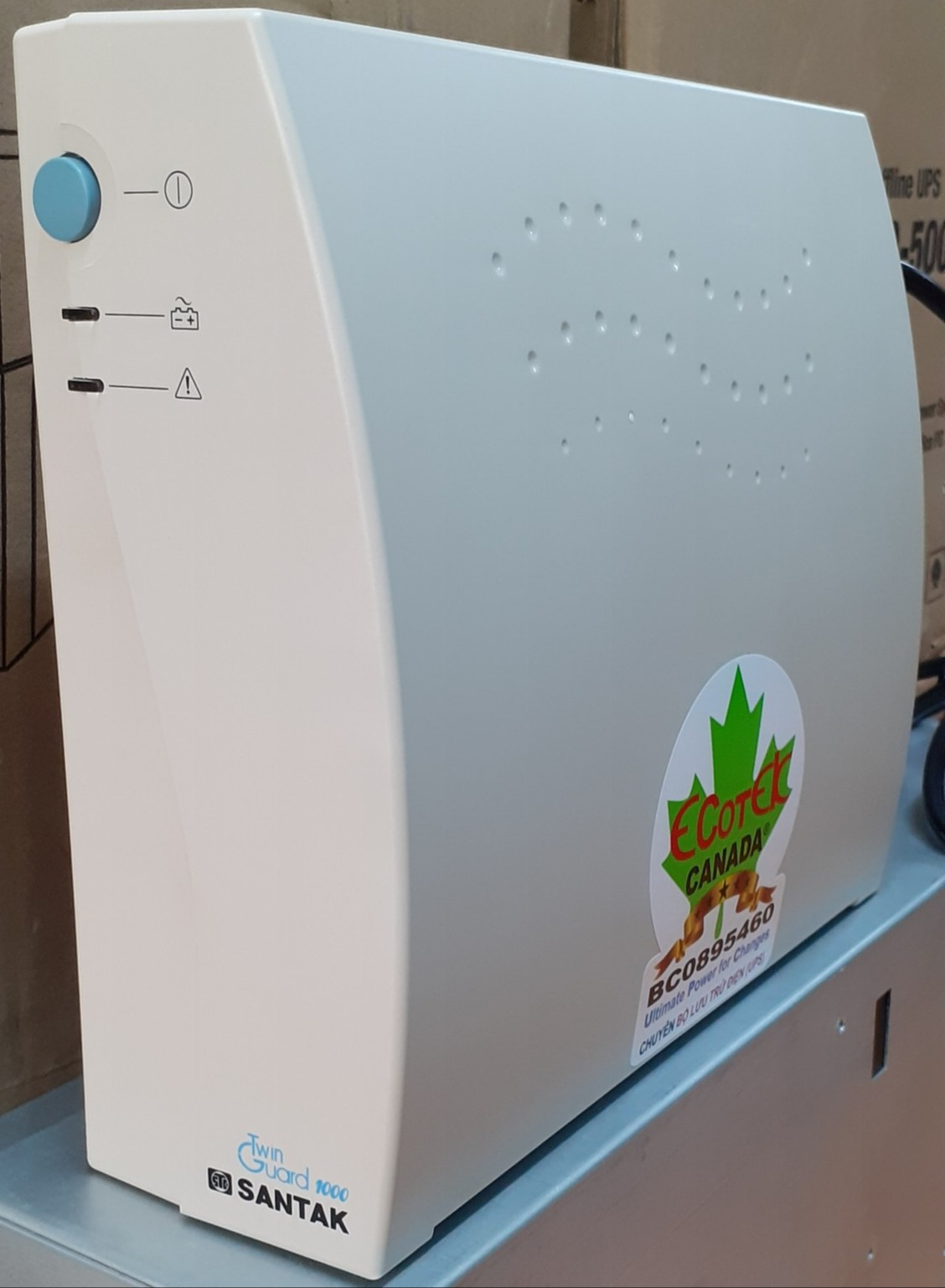 [HCM]TG1000 - Bộ lưu điện (UPS) SANTAK 1000VA/600W (bao gồm ắc quy - BH: 12 tháng)