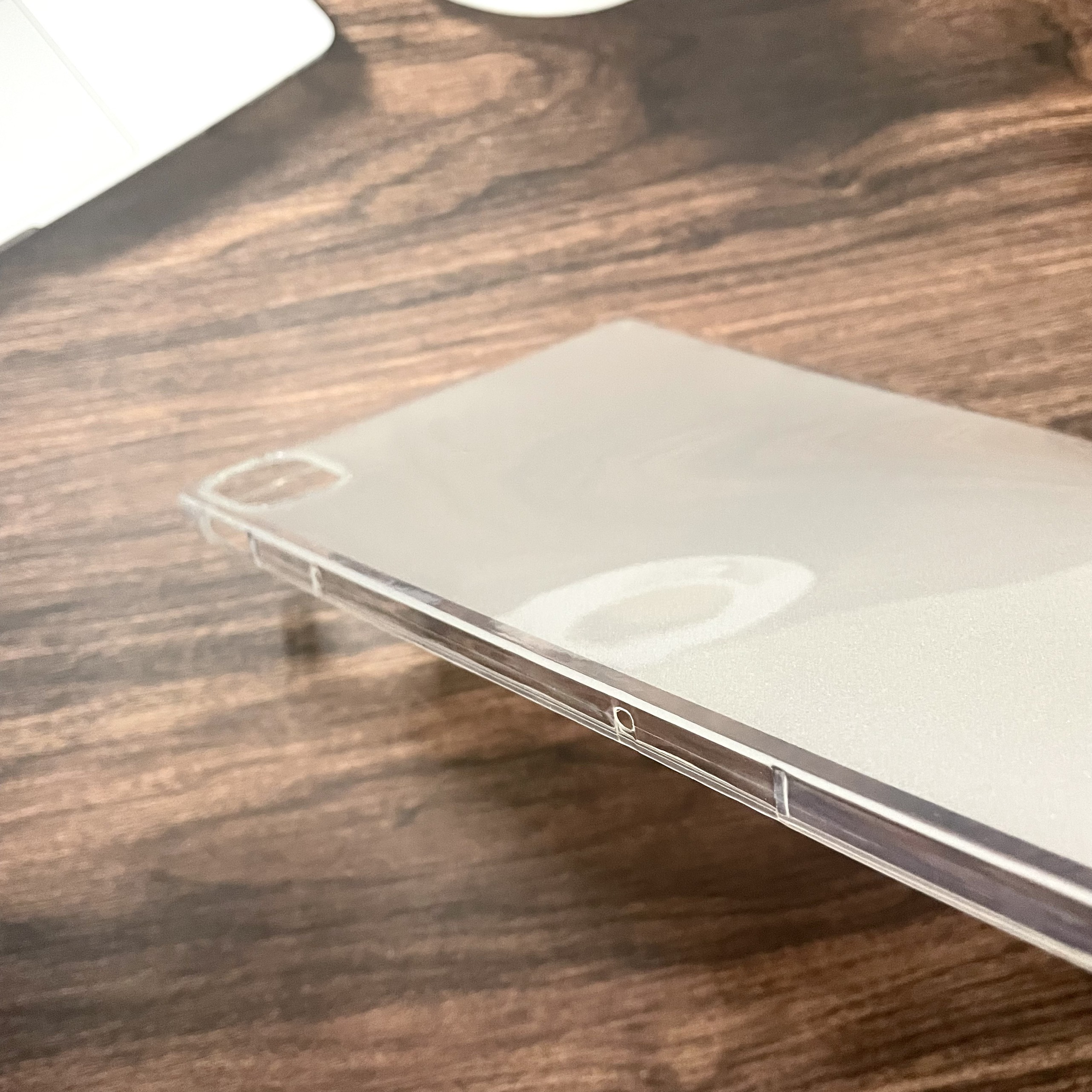 Ốp lưng silicon cho máy tính bảng Xiaomi Mipad 5/ Mipad 5Pro 11 inch trong suốt, mặt lưng trắng mờ không bám vân tay