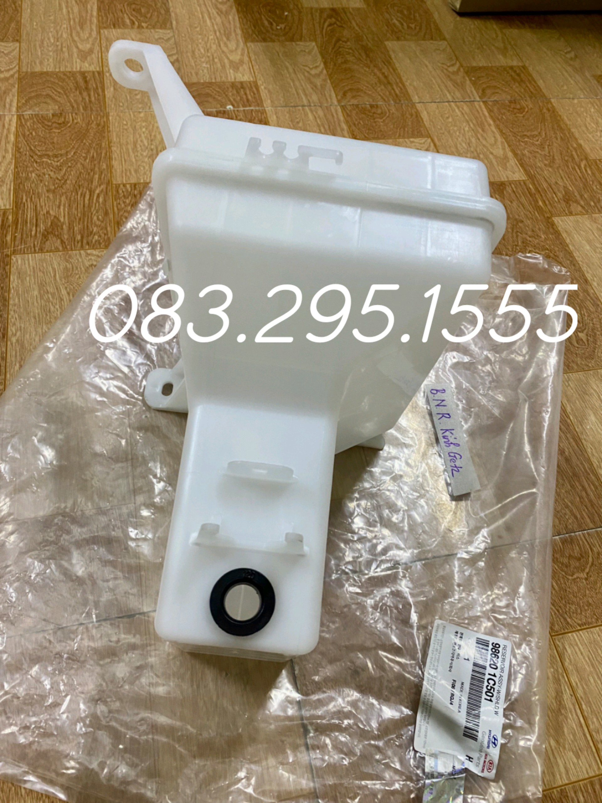 Bình nước rửa kính Getz