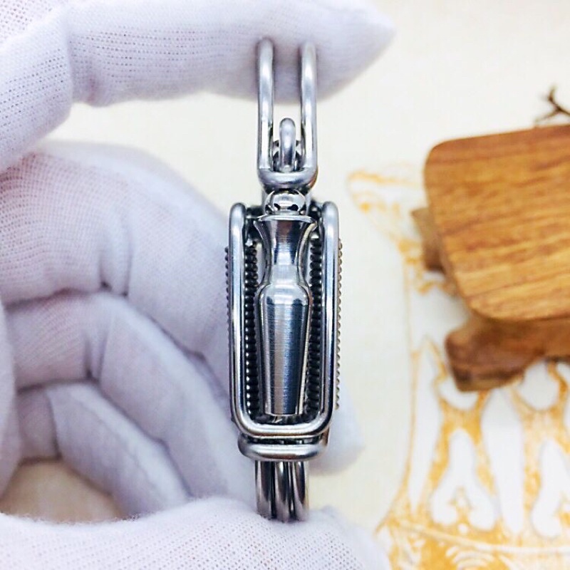 Móc khoá thủ công inox 304 phối đốt tre hoàn toàn bằng inox bảo hành dài hạn Vua móc khoá edc simple . Vua móc khoá độc lạ là khác biệt