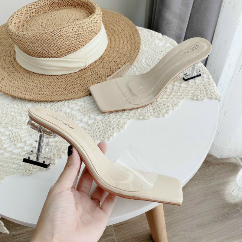 Giày sandal cao gót nữ