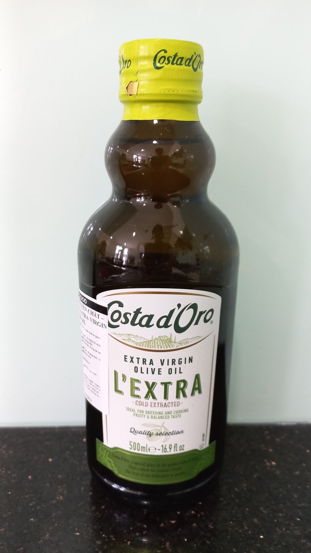 Dầu olive virgin costa d'oro 500ml. please note : best before 22/10/2023 before you buy. thank you