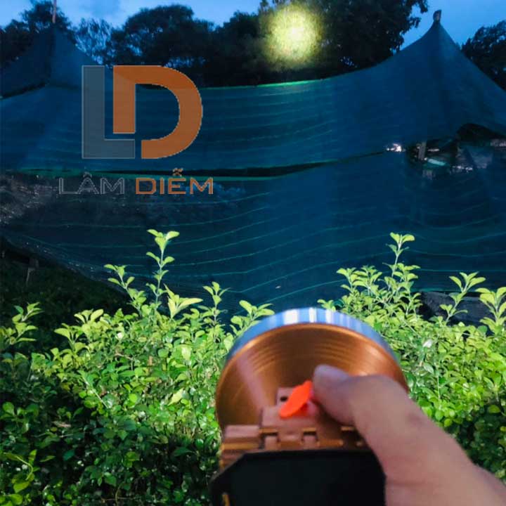 Đèn pin đội đầu siêu sáng đeo đầu pin trâu 3 viên pin siêu sáng công suất lớn pl 868 - T38
