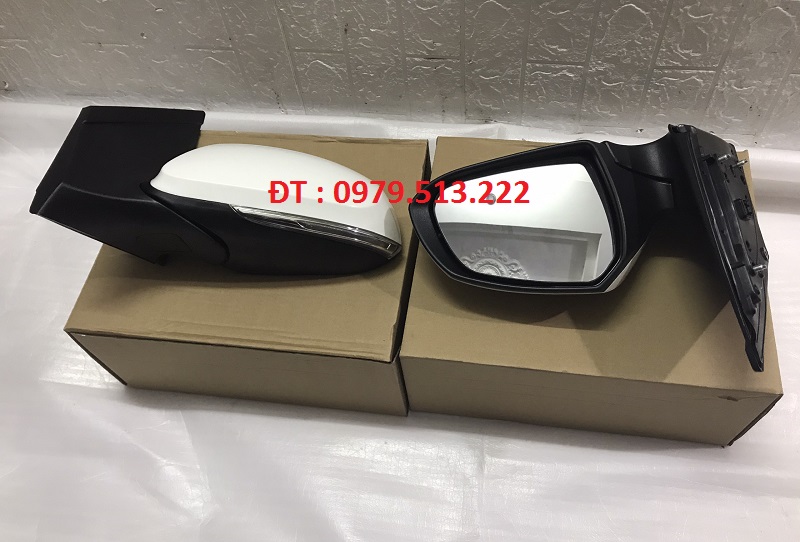 Gương chiếu hậu 8 giắc có xi nhan Hyundai I10 Grand