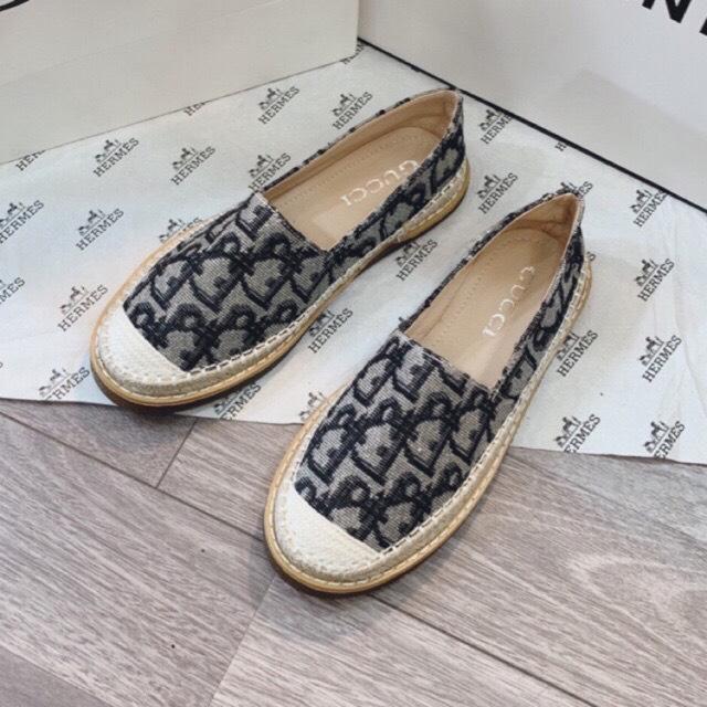 Giày lười nữ Diorrrrrr - giày mọi nữ, giày slip on nữ, giày búp bê nữ đẹp, giày lười vải nữ, giày nữ giá rẻ, giày nữ trắng, giày nữ đen, giày nữ hàn quốc, giày nữ búp bê, giày nữ hot, giày nữ thời trang, giày nữ đi học