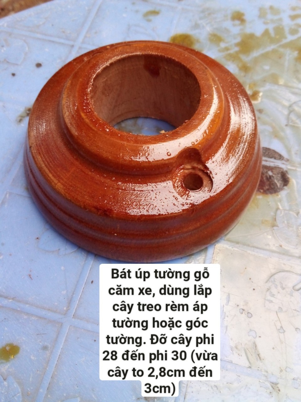 Bát đỡ thanh treo rèm áp tường bằng gỗ
