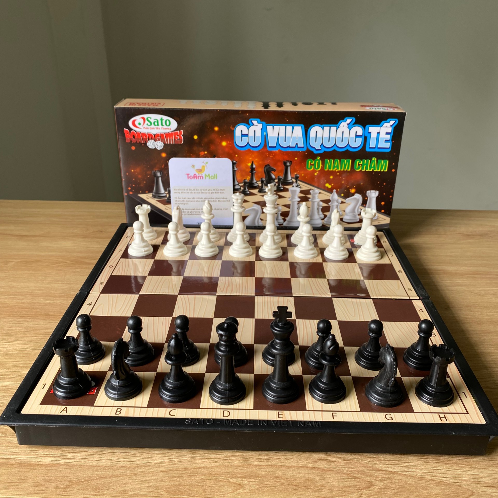 Cờ vua quốc tế 2 - bàn cờ lớn có nam châm 31cm x 31 cm - made in vietnam