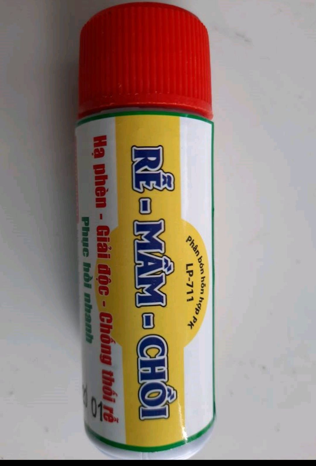 Phân bón Kích ra rễ mầm chồi 40ml