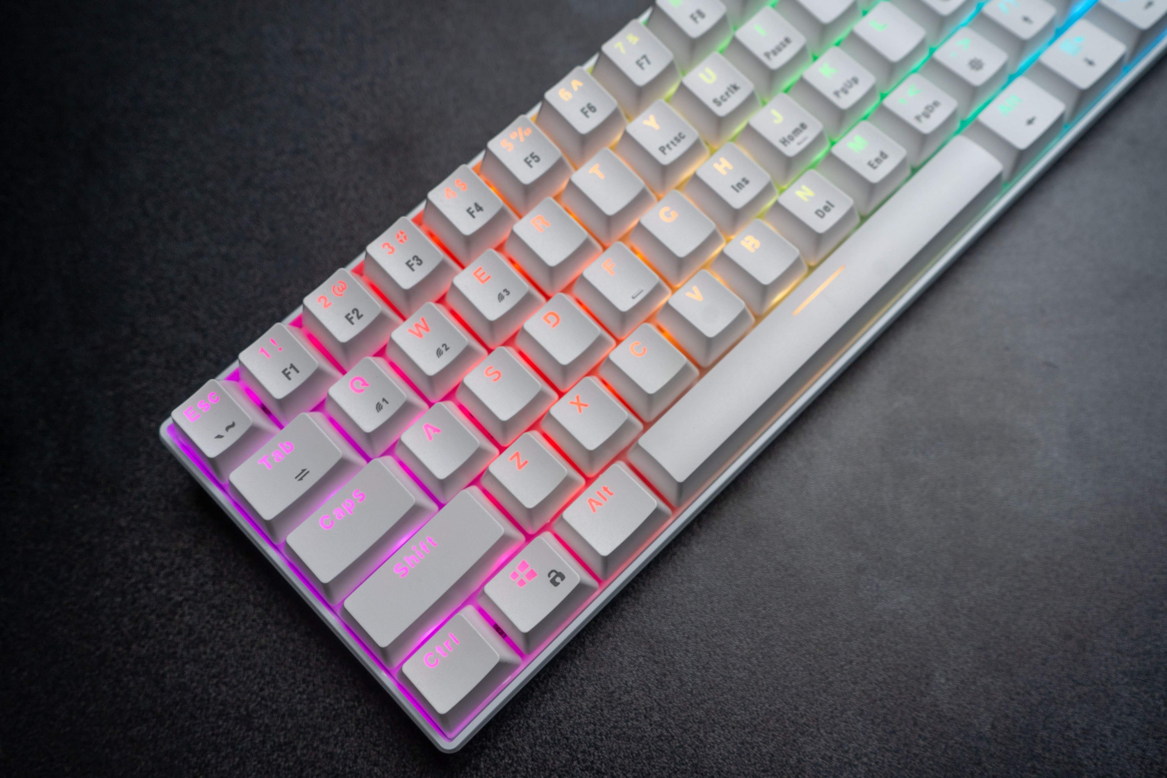 Bàn phím cơ E-DRA EK361W - Bàn phím cơ 60%, 61 phím BH 2 năm