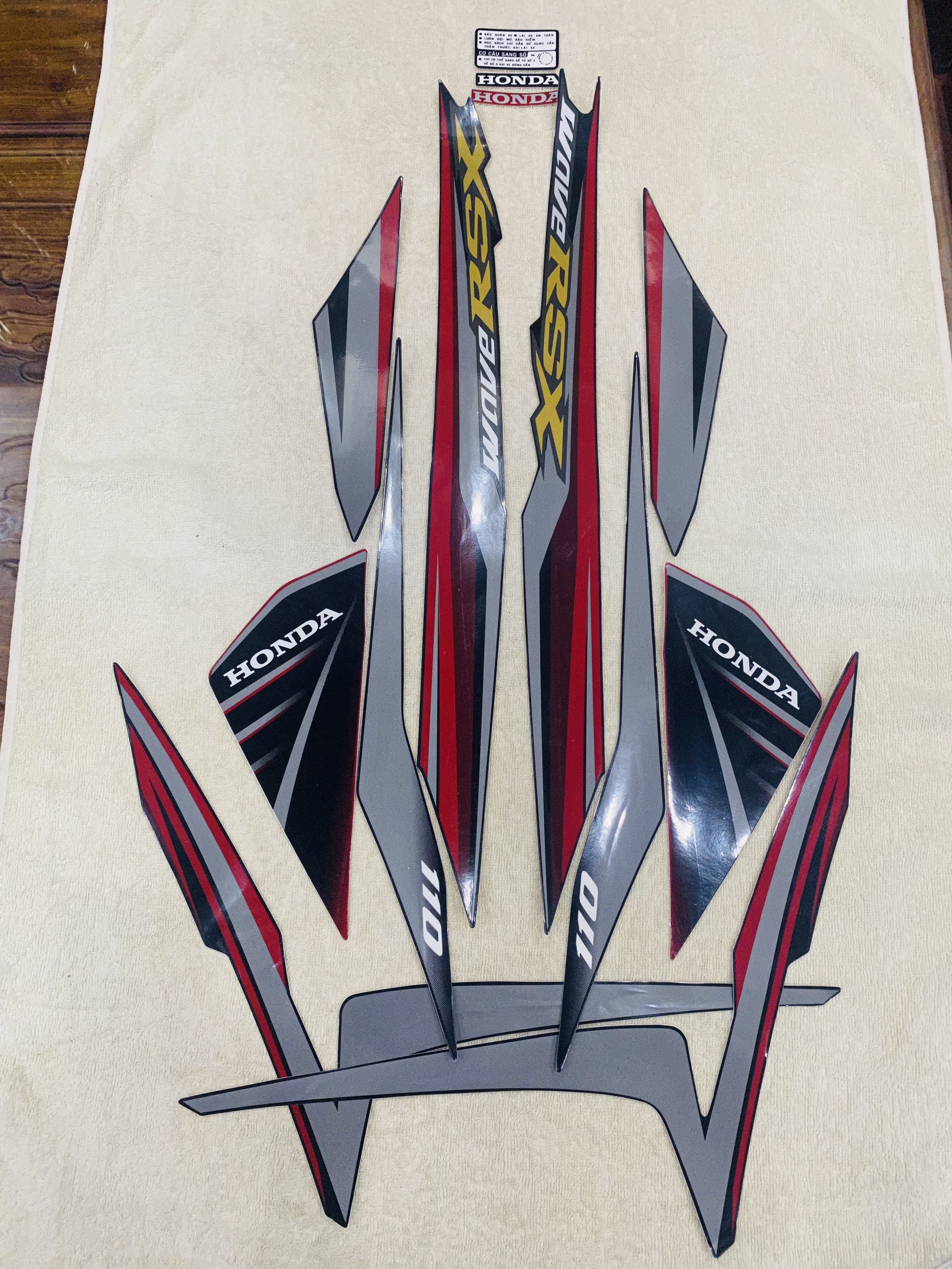 Bộ tem decal dán xe máy honda wave rsx 110 đời 2014 màu đỏ đen zin thái siêu đẹp