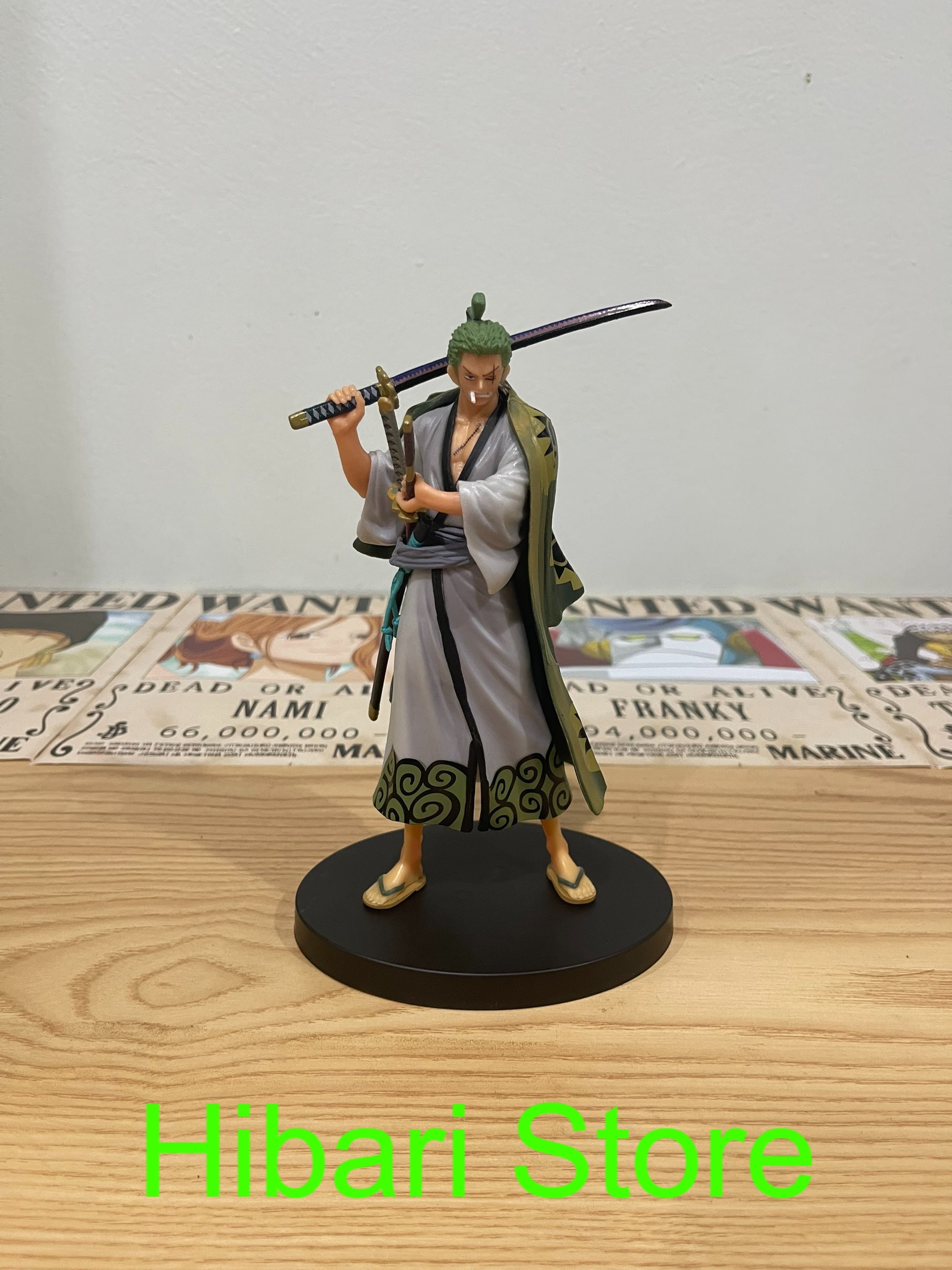 Mô hình nhân vật Zoro trong One Piece siêu đẹp