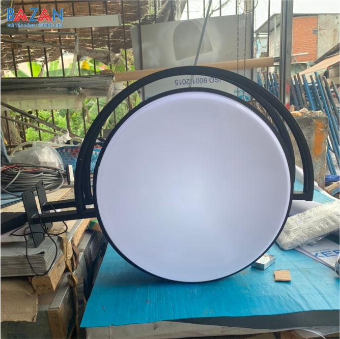 Hộp đèn mica hút nổi chân kiểu - Tròn 60 x 60cm | Xưởng gia công hộp đèn quảng cáo, hộp đèn mica hút nổi, hộp đèn hút nổi | Gia công sản xuất chữ nổi quảng cáo: Chữ inox, mica, tole,...