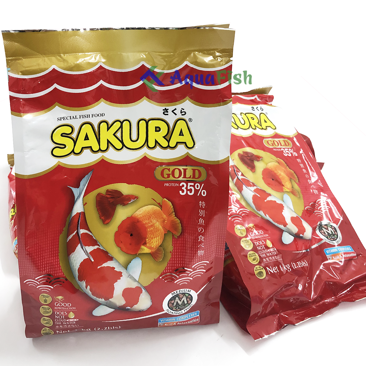 Combo 2 gói thức ăn cao cấp cho cá koi Sakura Gold 1kg giúp cá nhanh lớn, tăng màu sắc đẹp và không làm đục nước