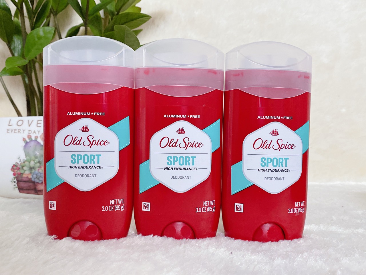 Lăn khử mùi old spice nam 85g mỹ