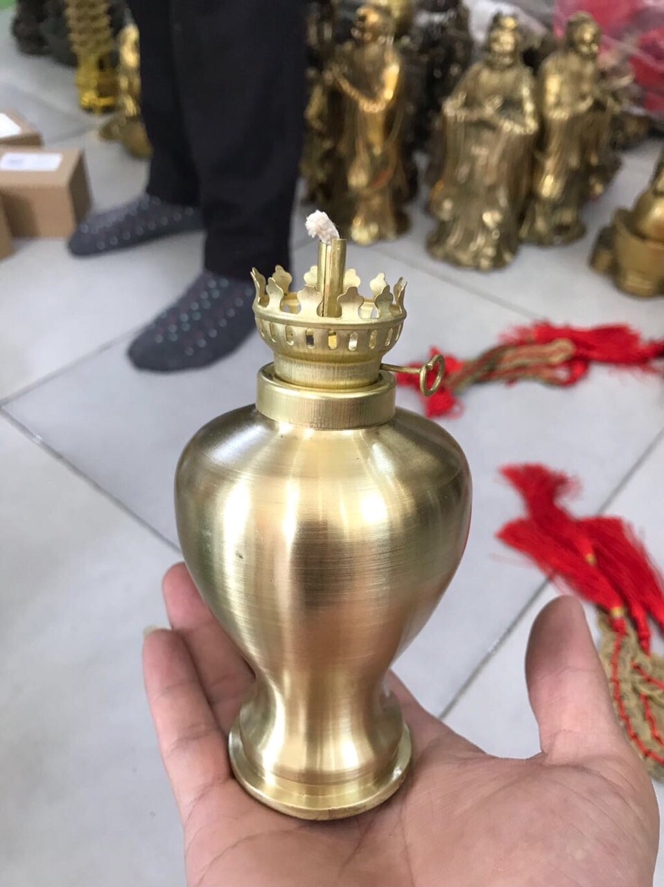 Đèn dầu bằng đồng 23 cm