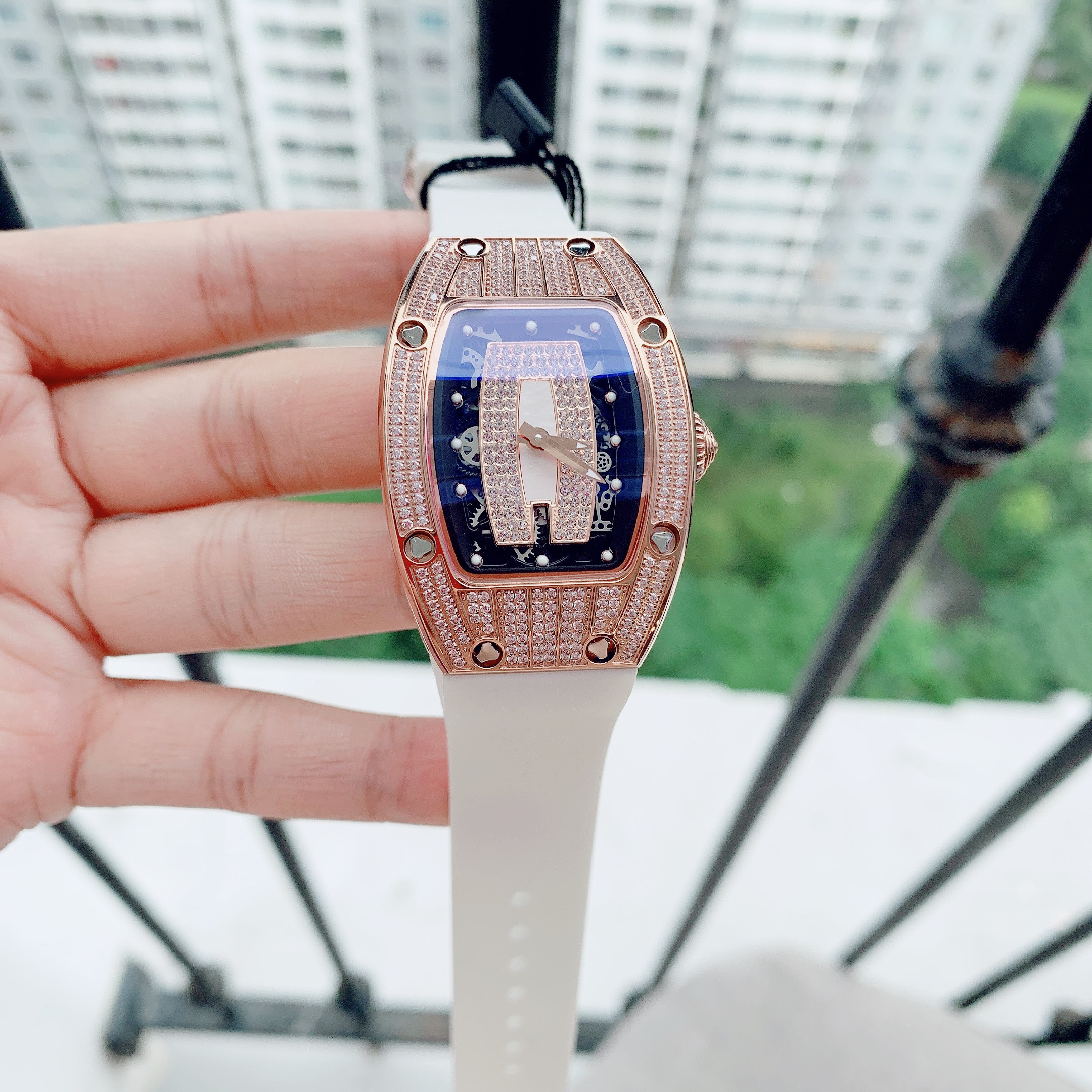 [HCM]Đồng Hồ Huboler Hanboro Nữ Dây Silicon Trắng Mặt Đính Đá Rose Gold 31x42mm Chính Hãng