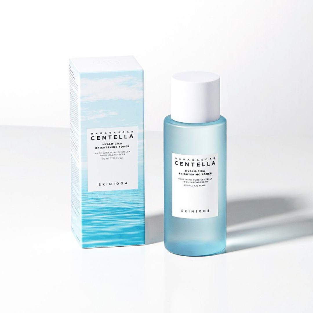 Toner Cấp Ẩm Skin1004 Madagascar Centella Hyalu-Cica Brightening Toner 210ml