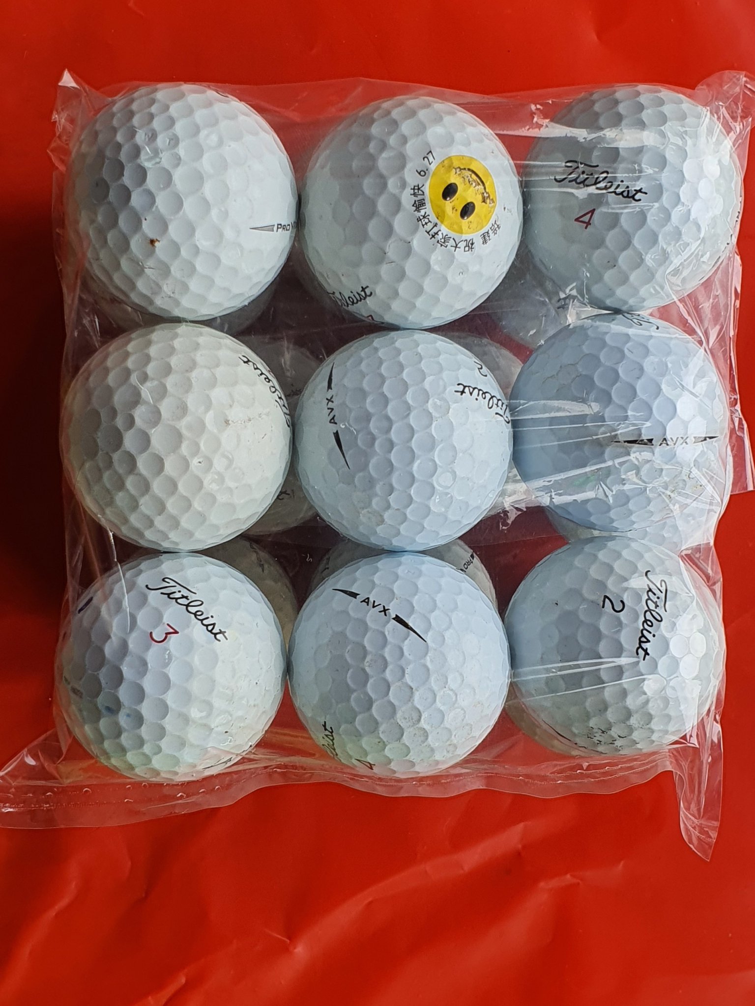 1 Hộp 9 Quả Bóng Golf Titleist Pro V1. Bóng Golf Chính Hãng. Cao Câp
