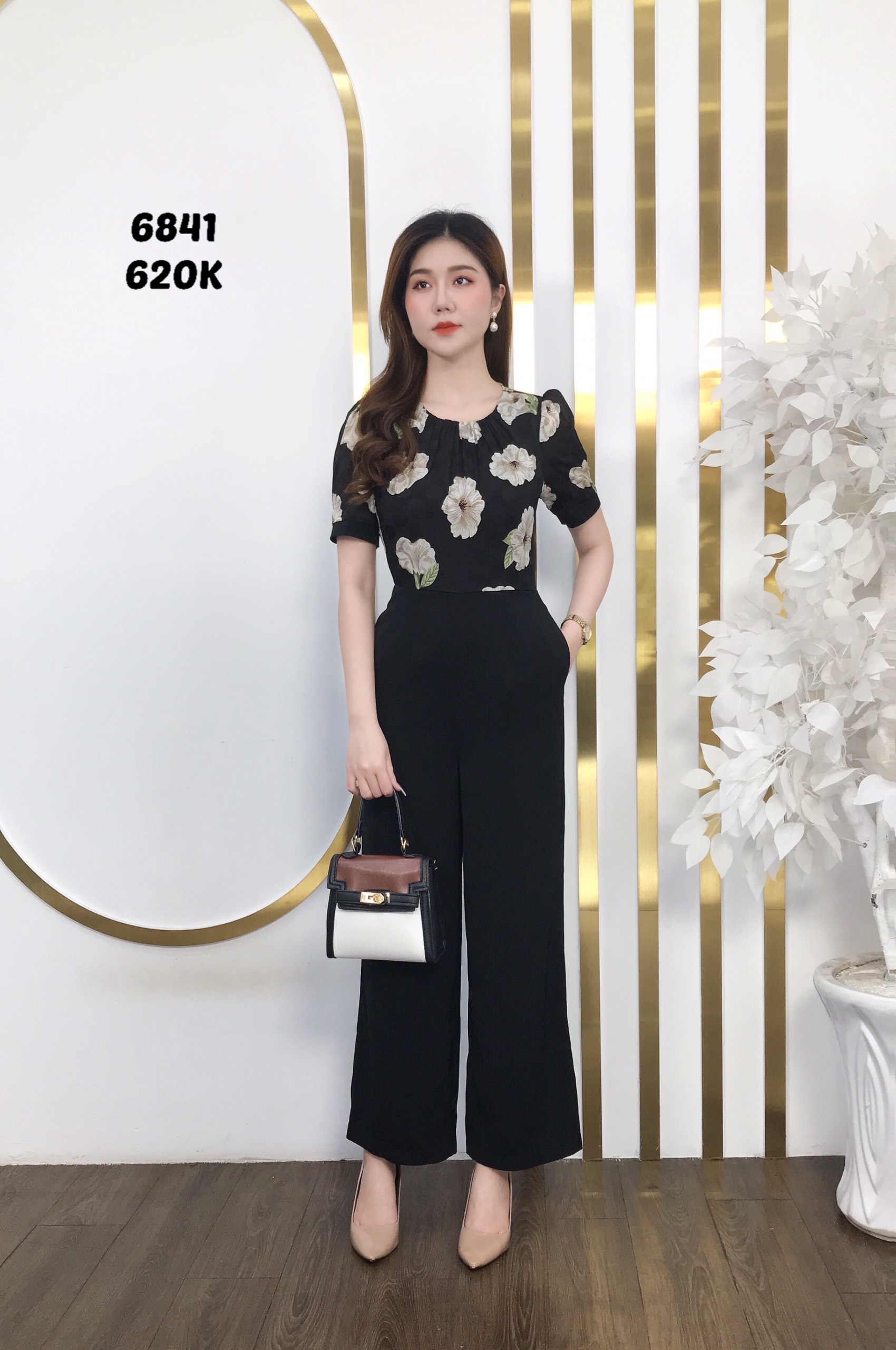 Emy em6841 jum đen phối hoa cổ tròn