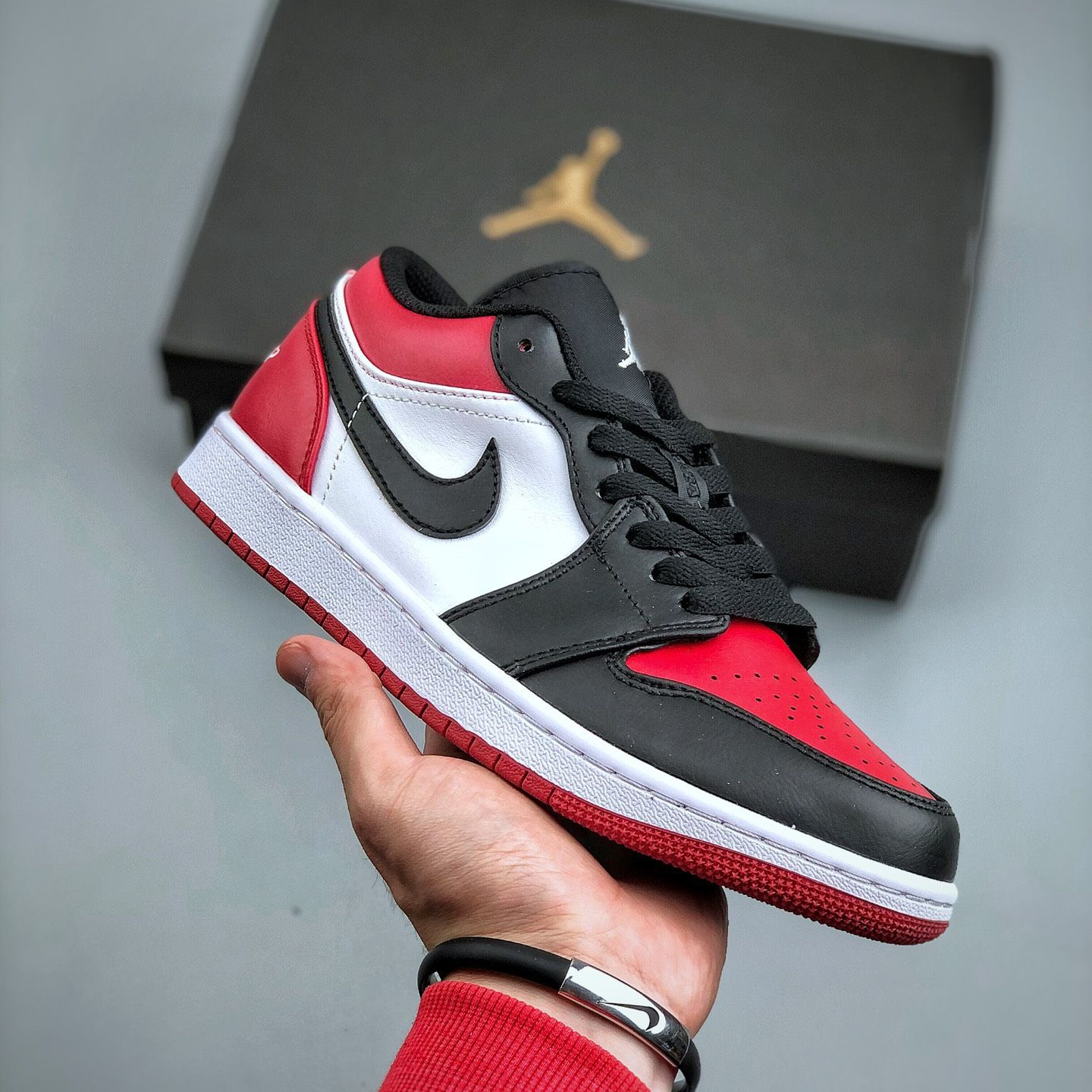 Nike Air Jordan 1 Low GS Bred Toe 553560