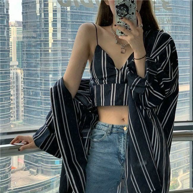 Set áo 2 dây và áo sơ mi choàng kẻ sọc cá tính 16s47mc