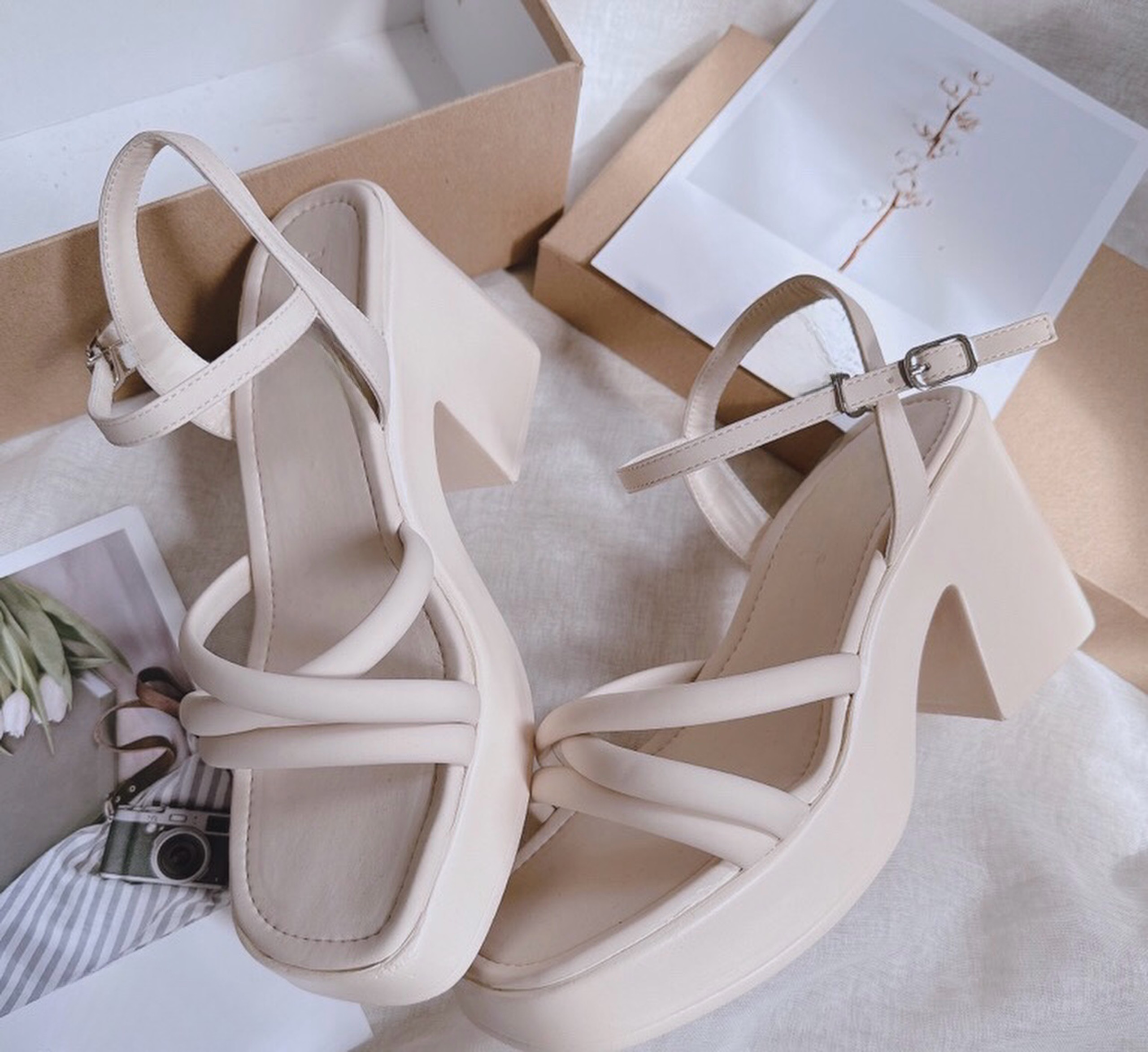 Sandal nữ đế đúp 9 phân da mềm siêu đẹp T3