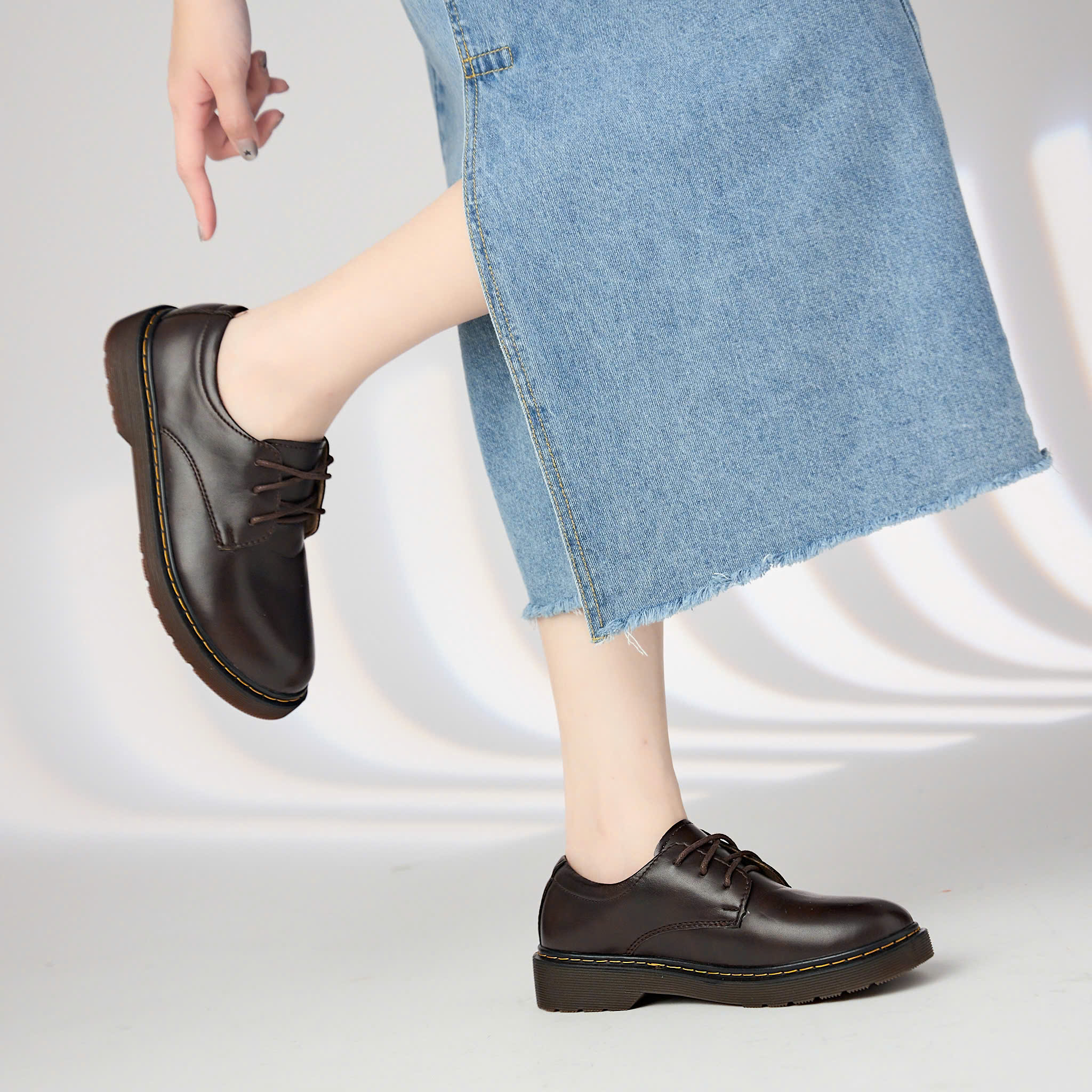  Giày Oxford MWC S121  9637  - Giày Oxford Chất Liệu Da Kiểu Dáng Buộc Dây Basic 
