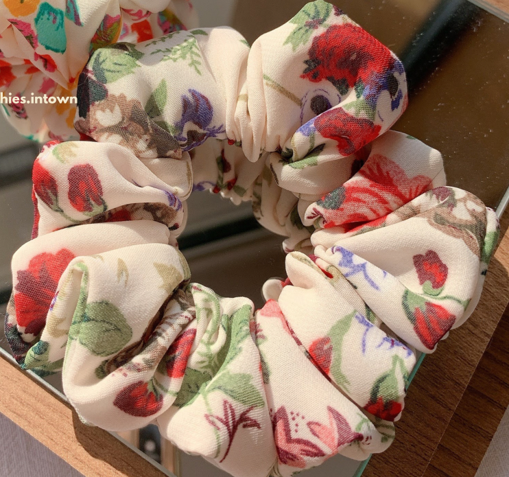 Scrunchies cột tóc vải hoa - Clover | scrunchies.intown