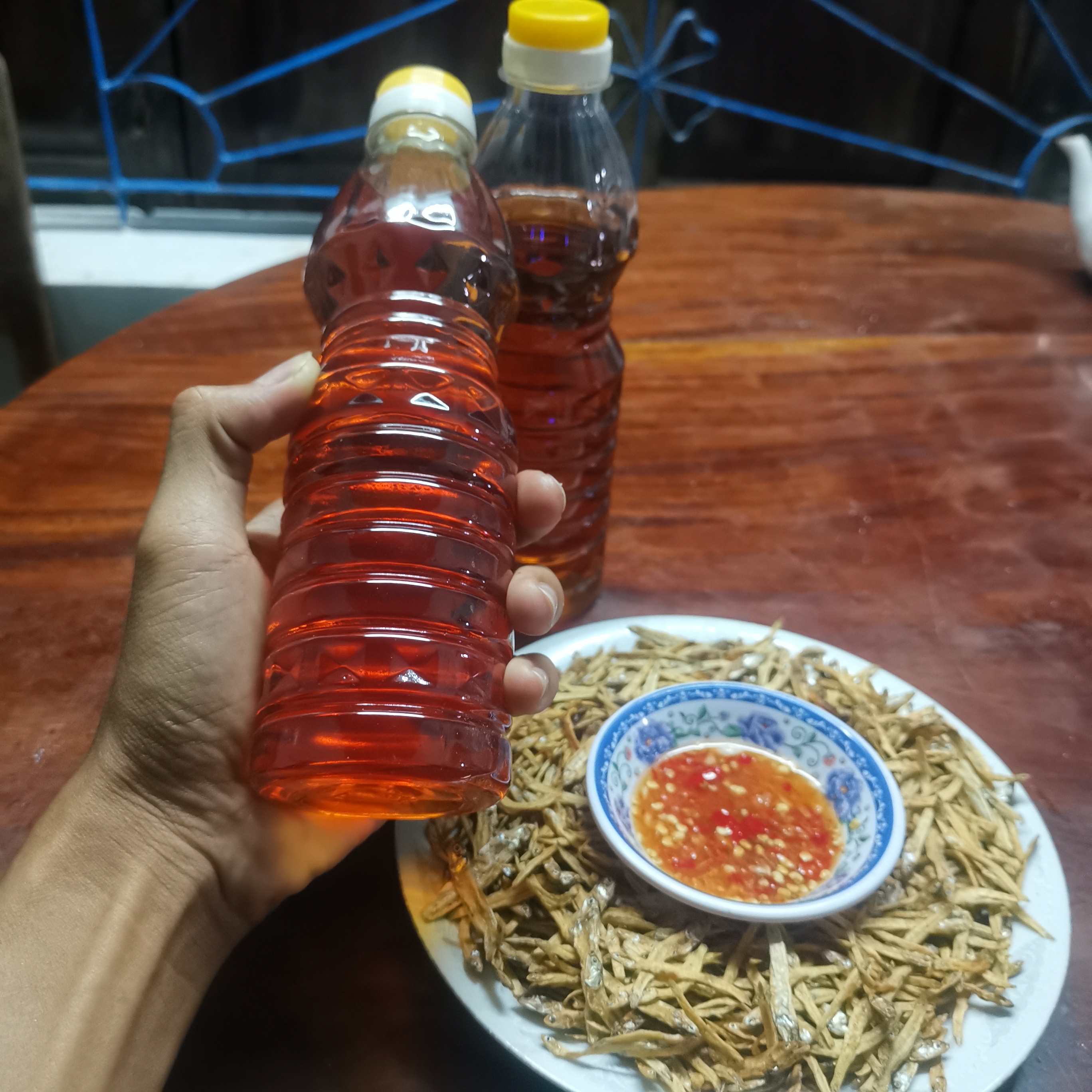 Nước mắm nhỉ cá cơm truyền thống bình định chai 500ml