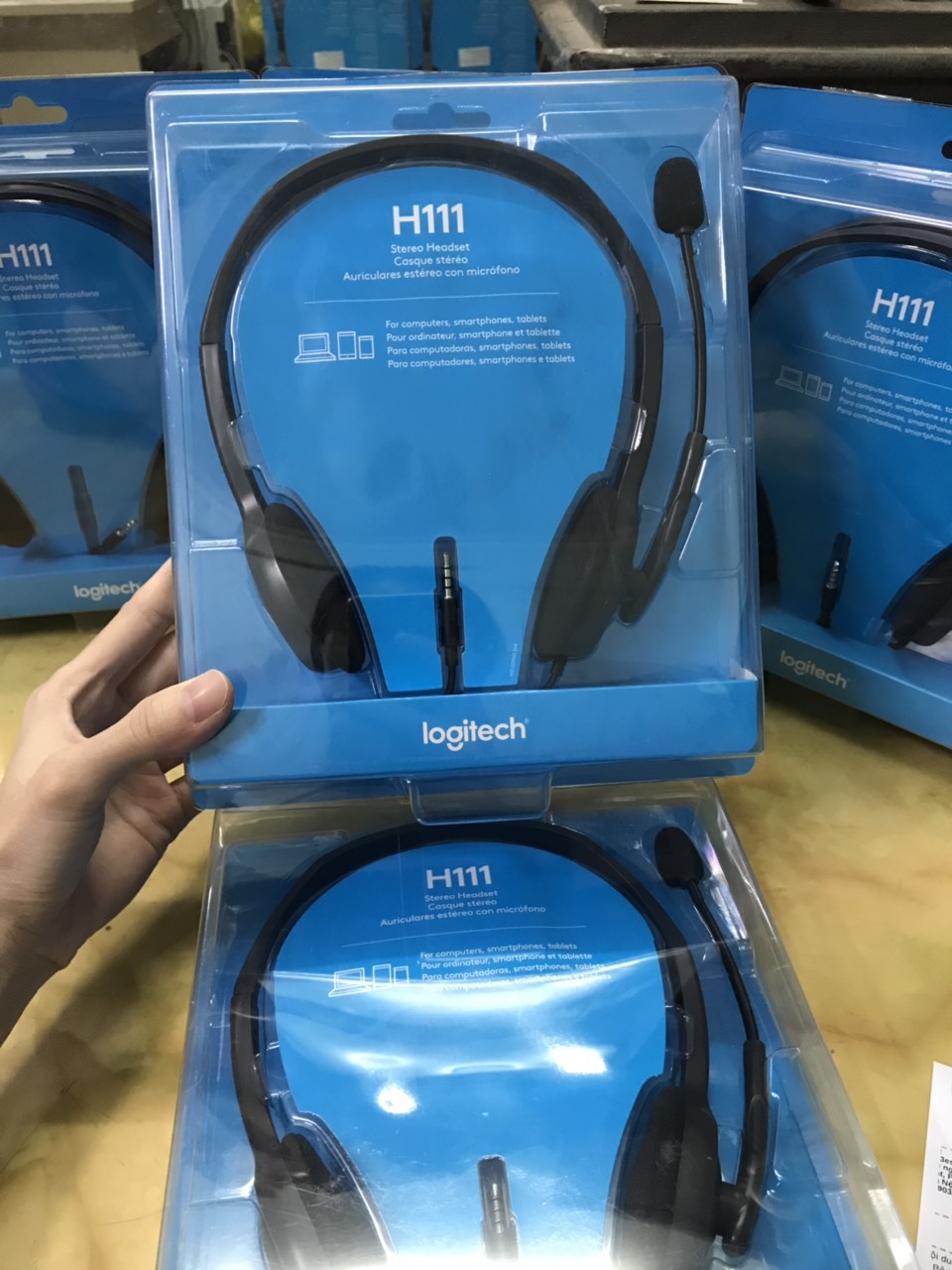 Tai nghe logitech h111 - chính hãng mới 100%
