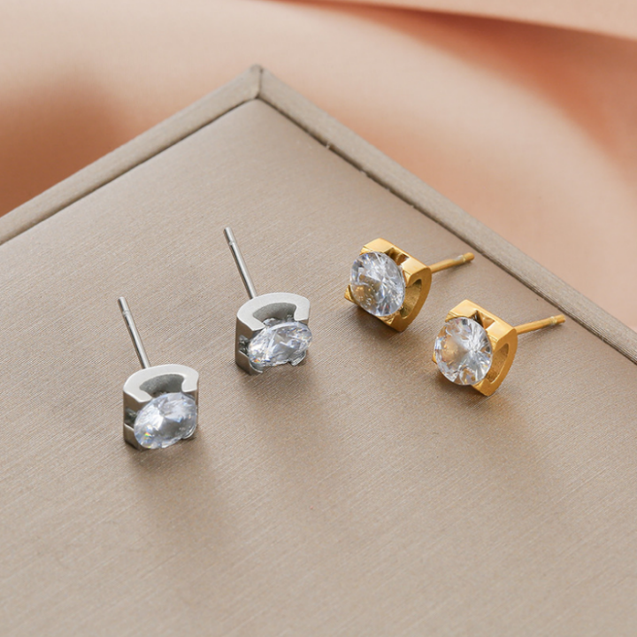 Bông tai cho nữ titan hạt đá cá tính - Hàng chuẩn titan dày màu sắc bóng đẹp - Cam kết 1 đổi 1 nếu đen và gỉ sét